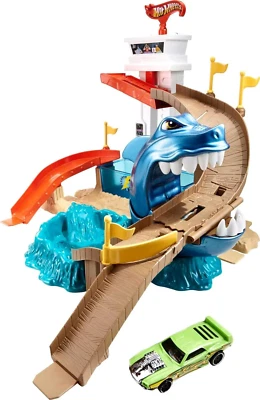 Hot Wheels Toy Car Track Set, Color Shifters Sharkport Showdown, 1:64 Scale Car