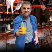 Super Drink By Juan Pablo Gimmicks Illusions Stage Magic Tricks Close Up Street