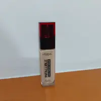 在飛比找蝦皮購物優惠-L'Oreal Paris 巴黎萊雅24H無瑕完美粉底液 #