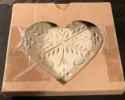 New in Box The Pampered Chef 2000 Anniversary Heart Cookie Mold