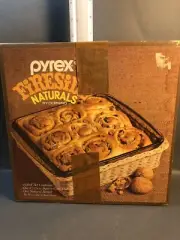 Pyrex Fireside Naturals by Corning Dish & Rattan Basket New in Box Vintage