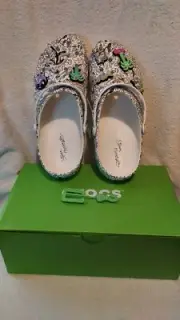 Crocs Steven Harrington Classic Clogs 208145-103 White / Black Size M12 NIB