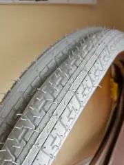 New Set GT Tires 20 x 1.75 White/Tan Lp-5 bmx bike old school dyno performer