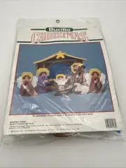 Bucilla plastic canvas kit Manger Scene 61138 Christmas Nativity craft Vintage