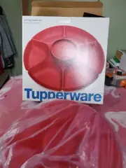 TUPPERWARE VINTAGE SERVING CENTER SET RED NEW