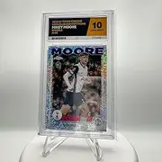 Topps Chrome UEFA Mikey Moore - 199 - Speckle - Grade 10