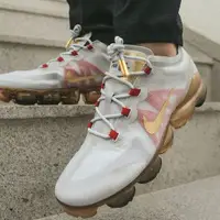 在飛比找蝦皮購物優惠-NIKE AIR VAPORMAX 2019 CNY 白 紅