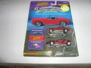 JOHNNY LIGHTNING CLASSIC CUSTOMS 2 PACK 1967 CORVETTE ROADSTER & STINGRAY III