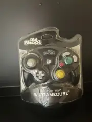 GameCube Old Skool Dual Analog Controller for Nintendo Game Cube and Wii - Black