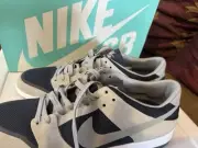 NIKE SB ZOOM DUNK LOW ELITE 864345-004 MEDIUM GREY MEN'S Sz 11.5