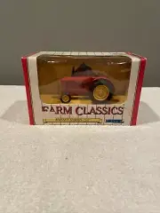 ERTL - Farm Classics - Massey Harris "55" #1131 Die-Cast Metal 1:43 NEW Vintage