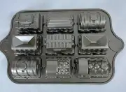 Nordic Ware Train Cake Pan Mold Cup Bundt Cast Aluminum 9 Train Cars NEW