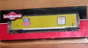 HO INTERMOUNTAIN 46909-34 60' PS SD BOXCAR UNION PACIFIC UP 960445
