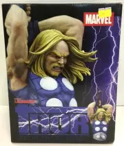 Diamond Select - The Ultimates: THOR - 6" Ultimate Bust LE 4000 pcs. *