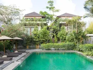 水上峇里別墅Aqua Bali Villa