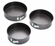 KitchenCraft Springform Cake Tins with Non Stick Coating in Gift Box, Round, Set
