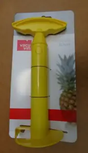 Yellow Pineapple Corer & Slicer Vacu Vin