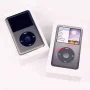 New"Sealed, Apple iPod Classic 7th Generation 120GB Black MP3 PLAYER- Warranty