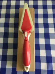 Avon Cake Or Pie With This 2 In 1 Slice & Slide Server New