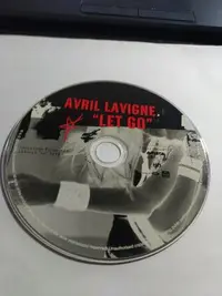 在飛比找Yahoo!奇摩拍賣優惠-Avril Lavigne 艾薇兒 -- Let Go 展翅