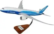 Boeing 787-800 Dreamliner Factory House Color Desk Top Model 1/100 SC Airplane