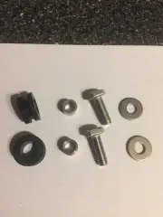 Classic mini radiator top bracket Kit inc” Bushes, Spacers, Screws and Washers.