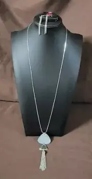 Paparazzi Tide You Over Silver Necklace And Earrings