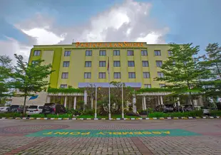 帕扎扎蘭套房會議中心度假飯店Padjadjaran Suites Resort and Convention