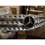 瑕疵品出清-卡嗶車燈 適用於 BENZ 賓士 M系列 W164 05-09 四門車 3線款 水箱罩/水箱護罩 中網 水柵