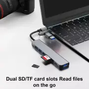 8Port USB C Hub USB3.0 Type C Hub Adapter with Card Reader for Office Use