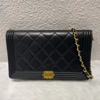 在飛比找PopChill優惠-[二手] Chanel boy woc