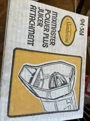 NEW Sunbeam Mixmaster 94-361 Power Plus Juicer Attachment
