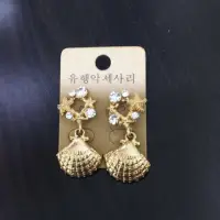 在飛比找蝦皮購物優惠-韓國 海洋風金色珊瑚貝殼耳針式耳環