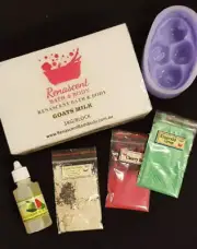 Goats Milk Soap Making Kit: Soap, Mould, Fragrance, 2 Colours, Additive