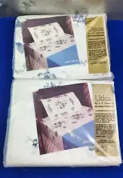 VINTAGE UTICA BY J. P. Stevens No Iron Percale FLAT BEDSHEET FULL WHITE FLORAL