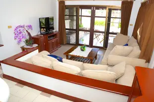 峇里島風格3室海濱河濱別墅 - 213506323 bedroom Bali Style Villa by the sea/canal - 21350632