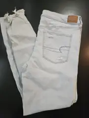 NWT American Eagle Next Level Stretch Ripped Jeans Womens Size 16L Light