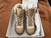 See by Chloe Eileen Sherpa Lined Leather Boots Women’s size 37 (US 6.5)