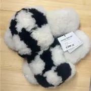 Alpaca Checkerboard Slipper. NWT. Size Large. Suede Bottom.