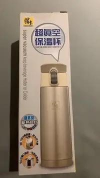 在飛比找Yahoo!奇摩拍賣優惠-【售完】鍋寶超真空保溫杯_420ml_彈跳杯蓋