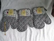 Vintage Kitchen Sentiments 3 Hen Potholders Oven Mitt Black/White New May Co Tag