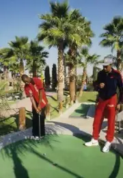 Chicago Bulls Michael Jordan playing miniature golf with Rod - 1985 Old Photo