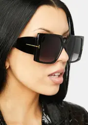 Glam Getter Oversized Square Sunglasses
