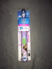 NEW - Sven & Olaf Oral-B Electric Toothbrush