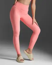 Form Soft Touch Hi-Rise Compression Tights, 2XU, S, Pink Glow/Pink Glow, Female