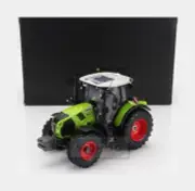 1:32 UNIVERSAL HOBBIES Claas Arion 530 Tractor 2020 Light Green UH6645 Model