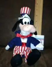 Disney Store Uncle Sam Goofy beanbag NWT Tag protector Good condition