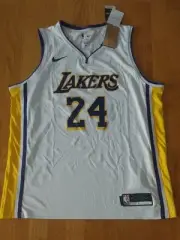 Basketball Jersey #8 LA Lakers White Kobe Bryant Size M Heat Pressed
