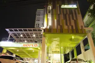 克拉馬麥克斯一號酒店MaxOneHotels.Com at Kramat