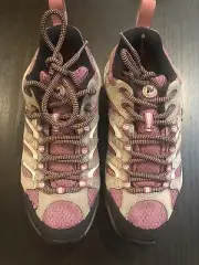 Merrell Women's MOAB Waterproof Hiking Shoe Boulder/Blush Sizes 6, 8 & 9